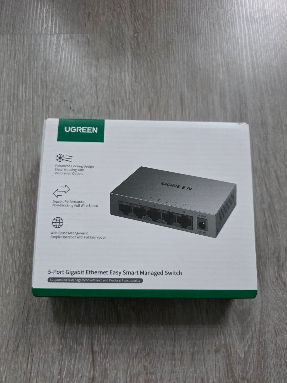 UGREEN 5-Poort Gigabit Managed Switch - Nieuw in Doos, Computers en Software, Ophalen of Verzenden, Nieuw
