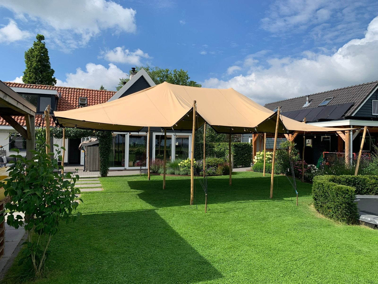 Direct Beschikbaar: Stretchtent voor Feest of Bruiloft, Ophalen, Zo goed als nieuw, Minder dan 5 meter