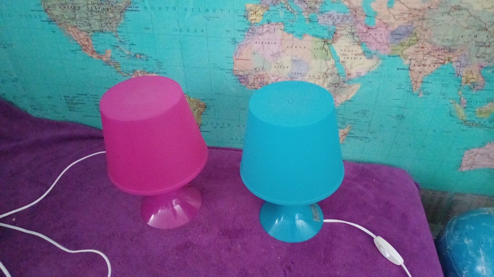 Twee retro lampen ikea roze en blauw, Ophalen of Verzenden, Huis en Inrichting