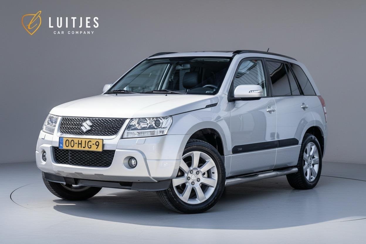 Suzuki Grand Vitara 2.4 4WD 169pk AUT High Executive |Schuif, Auto's, Automaat, Gebruikt, 4 cilinders, Stoelverwarming
