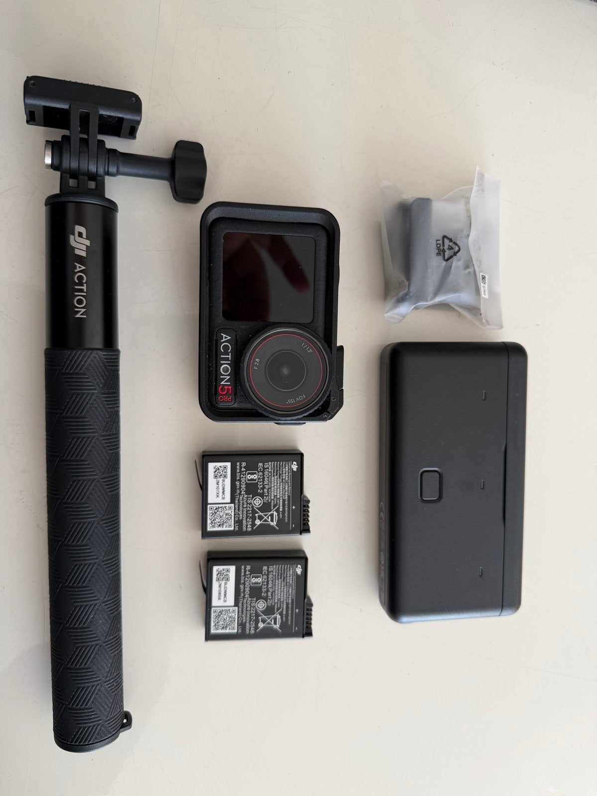 DJI Osmo Action 5 Pro Adventure Combo ZGAN, Ophalen, Zo goed als nieuw, Overige merken