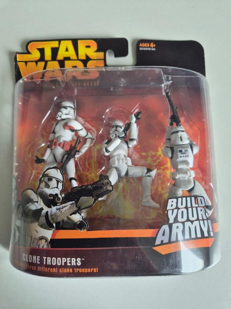 Star Wars ROTS Deluxe Clone Trooper Army Red variant, Ophalen of Verzenden, Nieuw, Actiefiguurtje
