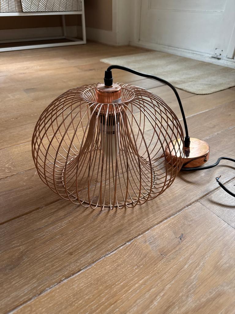 Draadlamp koper kleur - Modern en stijlvol, Ophalen of Verzenden, Gebruikt, Metaal, Minder dan 50 cm