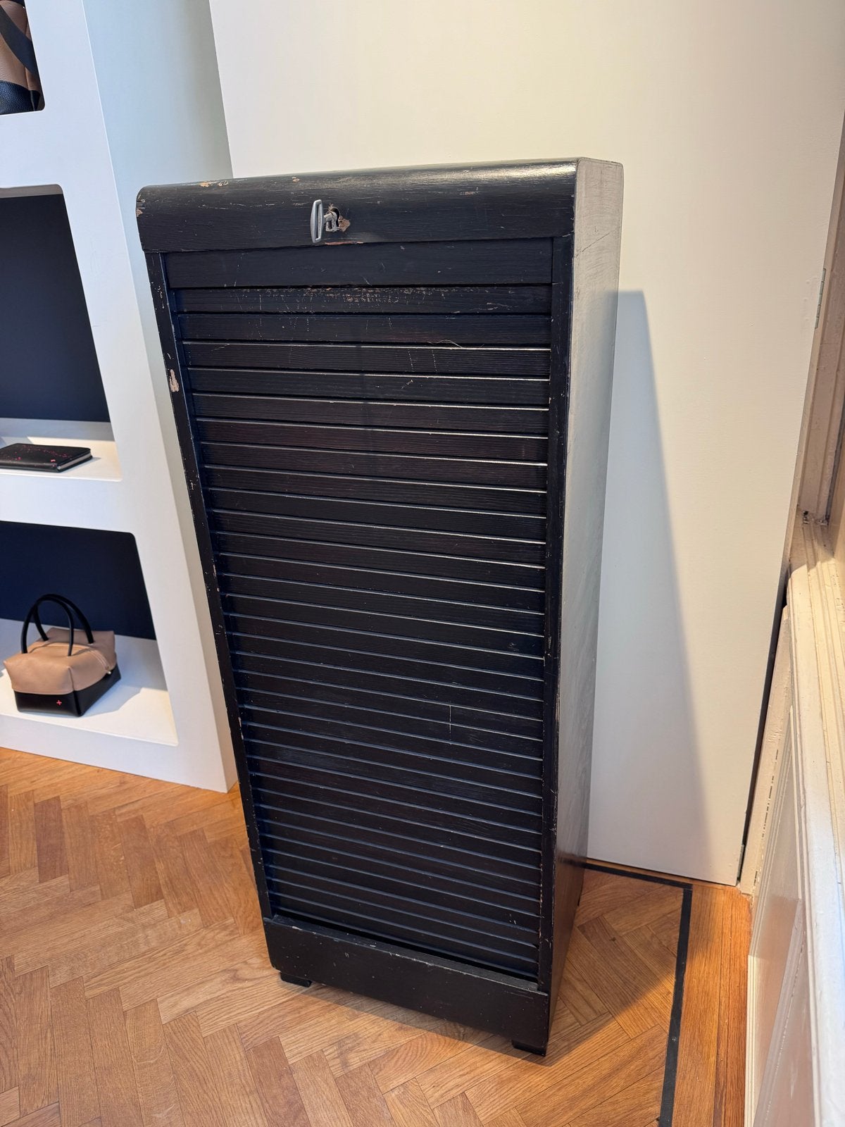 Vintage rolluikkast met uitneembare bladen, Ophalen