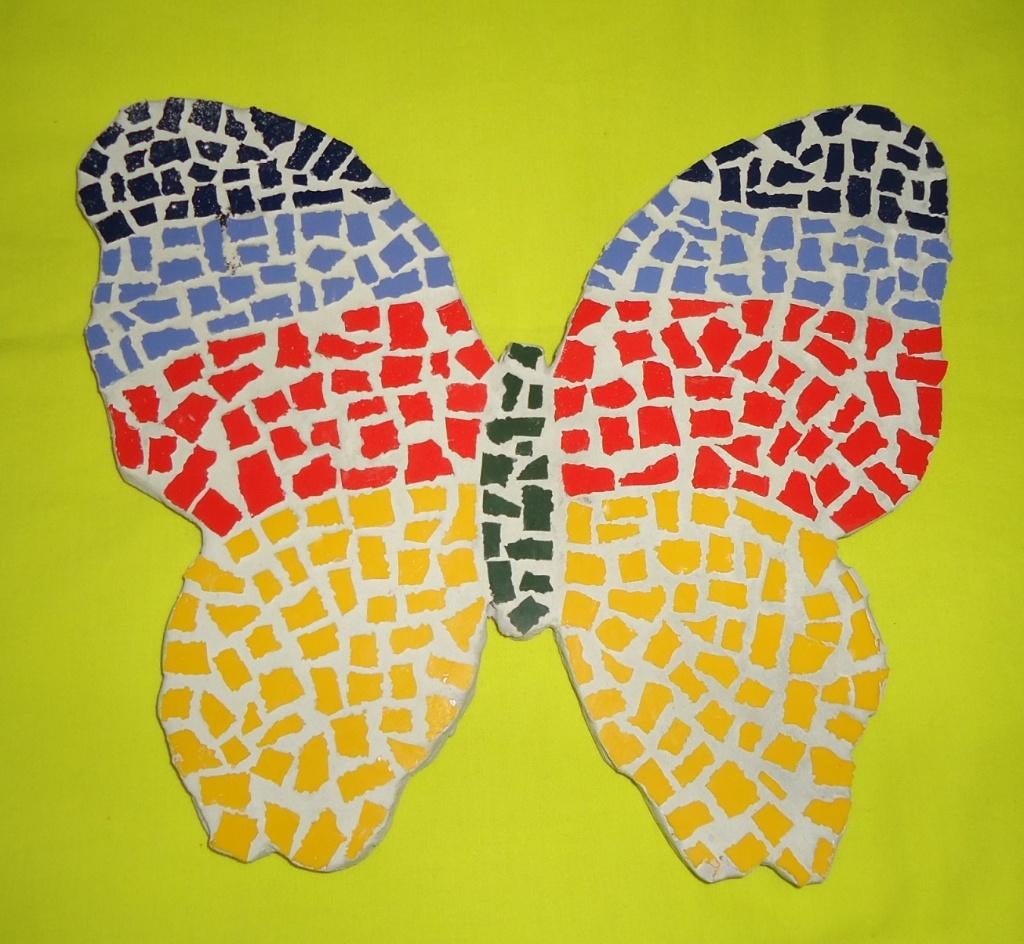 Te koop decoratieve vlinder in mozaïek (van 26 x 22,5 cm)., 22 cm, Meerkleurig, Decoratieobject, Steen/keramiek