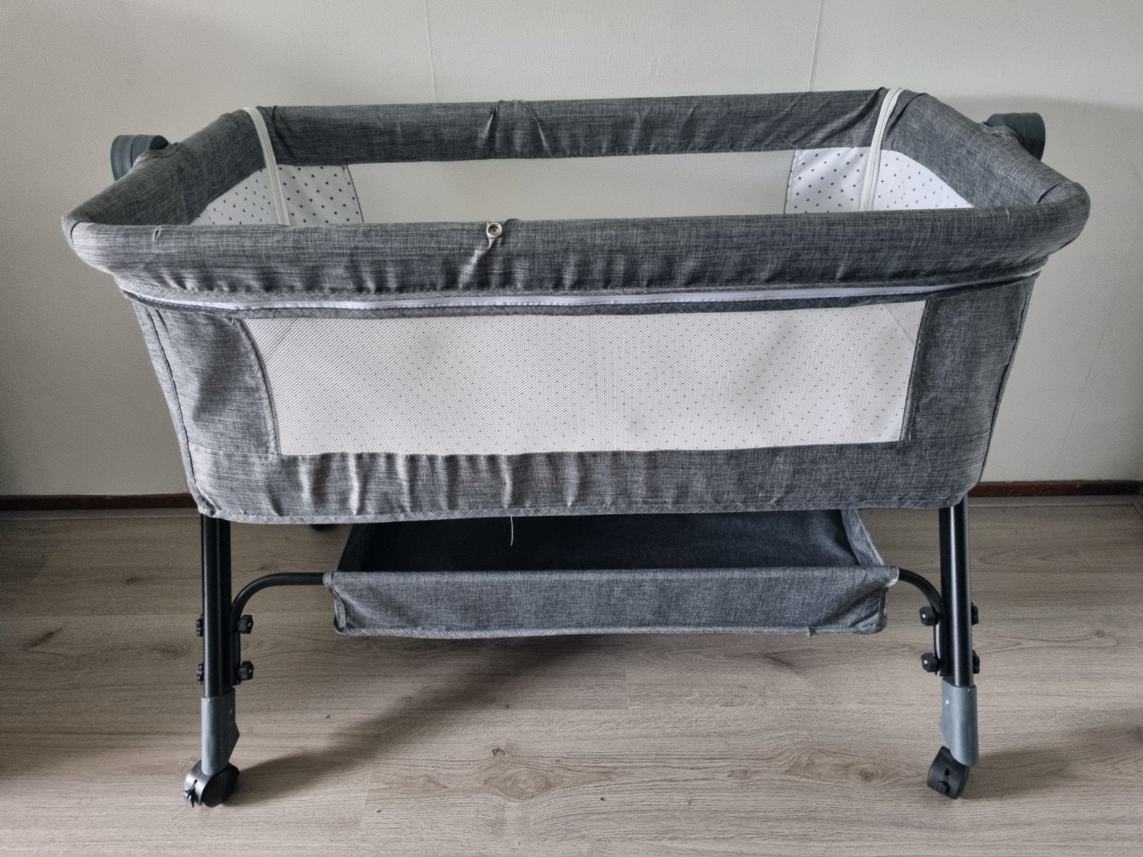 Nette Co-sleeper Grijs, Ophalen, Zo goed als nieuw, Wieg