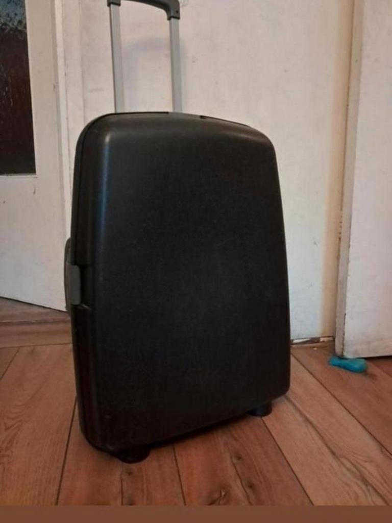 Te koop, Style merk reiskoffer/Baggage., Sieraden, Tassen en Uiterlijk, Koffers, Ophalen, Hard kunststof, Slot