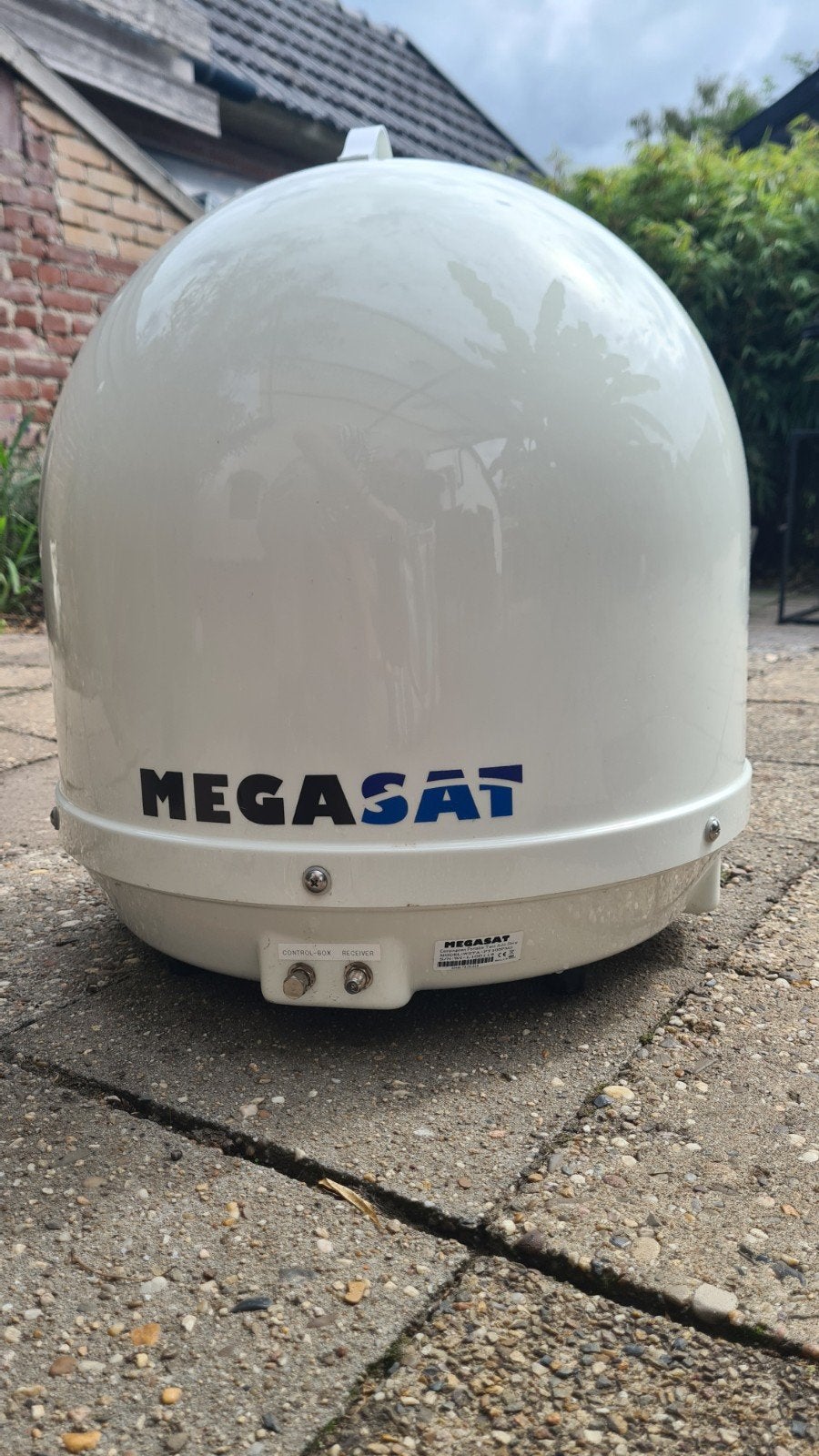 Megasat Campingman Twin Auto Skew Satellietantenne, Ophalen of Verzenden, Gebruikt, (Schotel)antenne, Overige merken