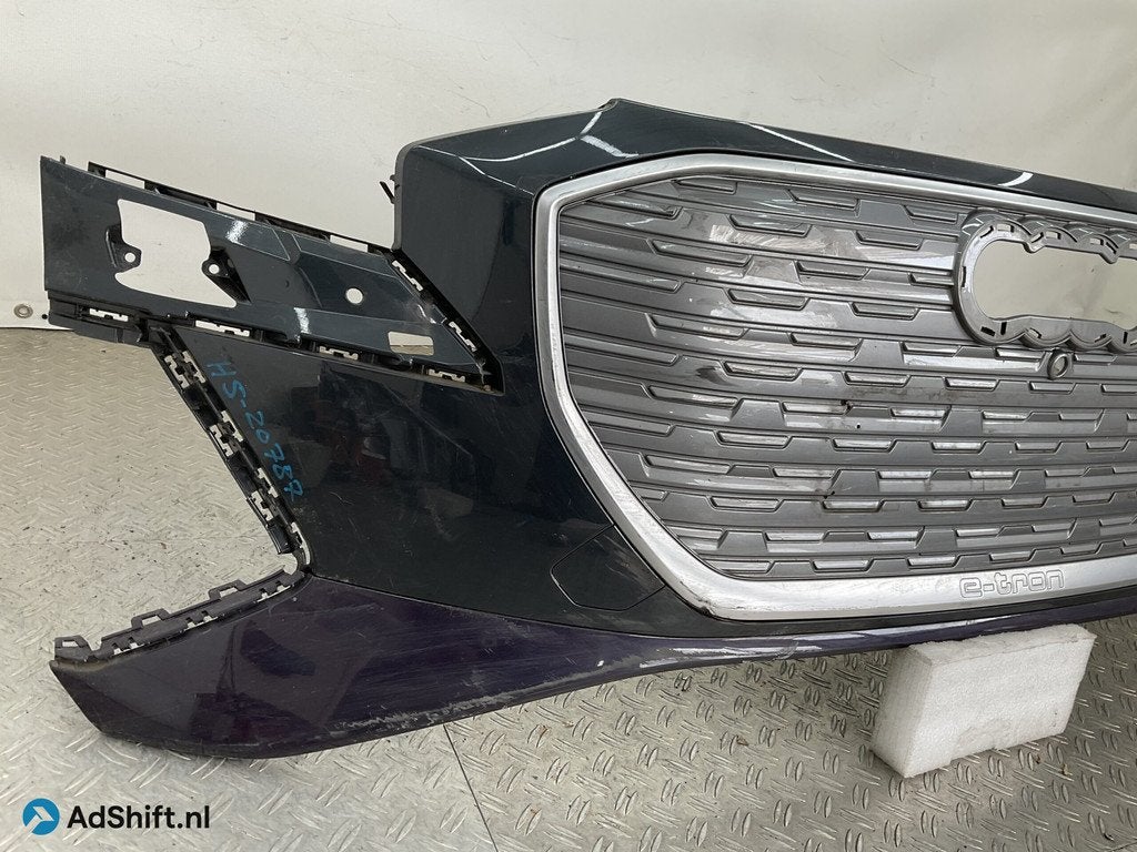 Bumper Audi Q8 4KE E-Tron ETron 22- 89A807725A Voorbumper H5, Bumper