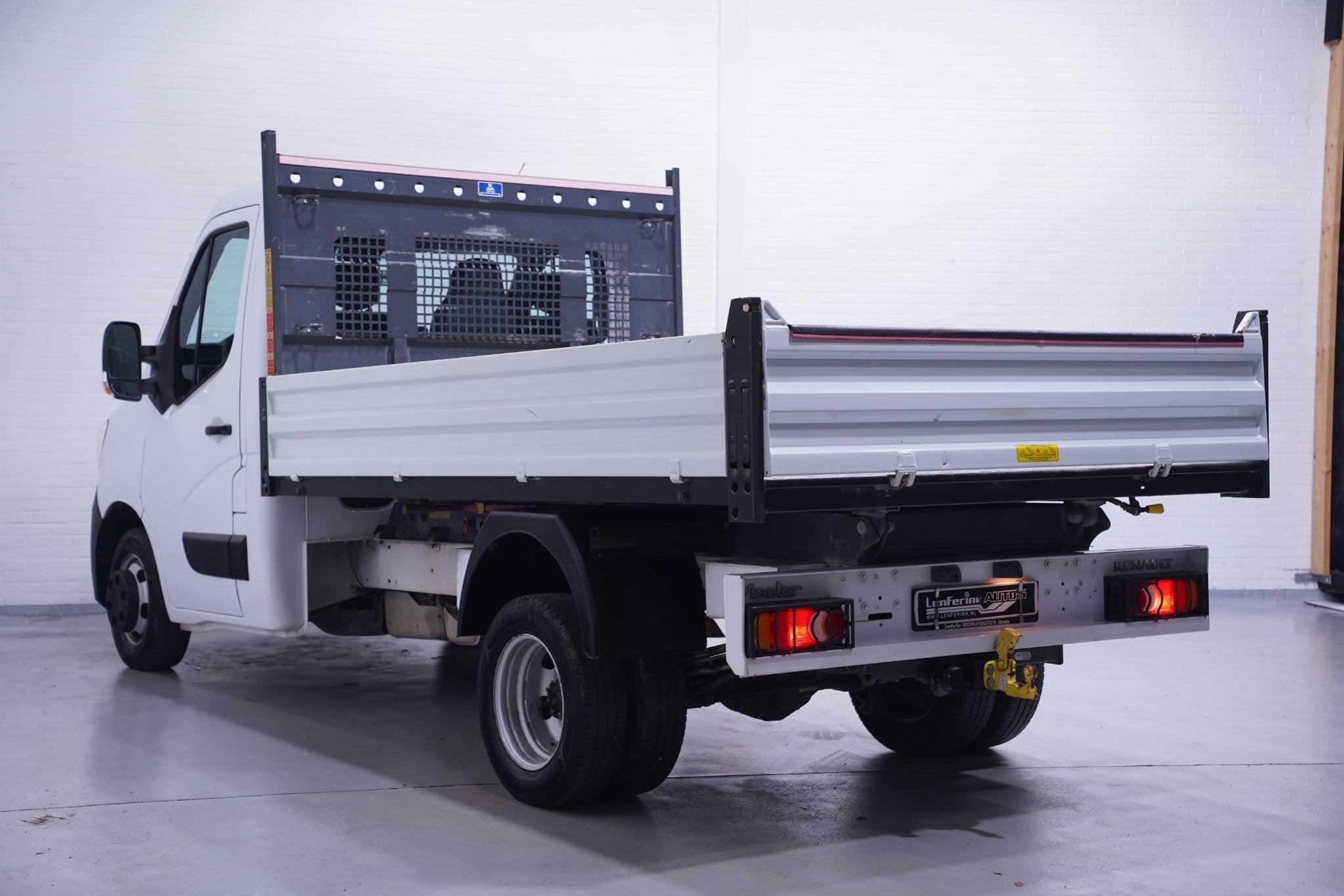Renault Master 2.3 DCi 130 pk Dubbel Lucht Kipper, Trekhaak, Auto's, Bestelauto's, Gebruikt, 4 cilinders, Renault, 11 km/l