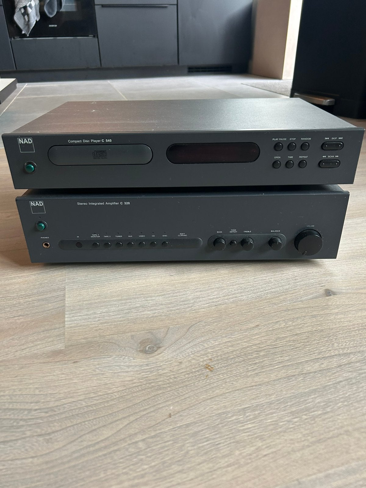 NAD C 540 CD-speler en C 320 Stereo Versterker Set, Gebruikt, Losse componenten, Cd-speler, Ophalen