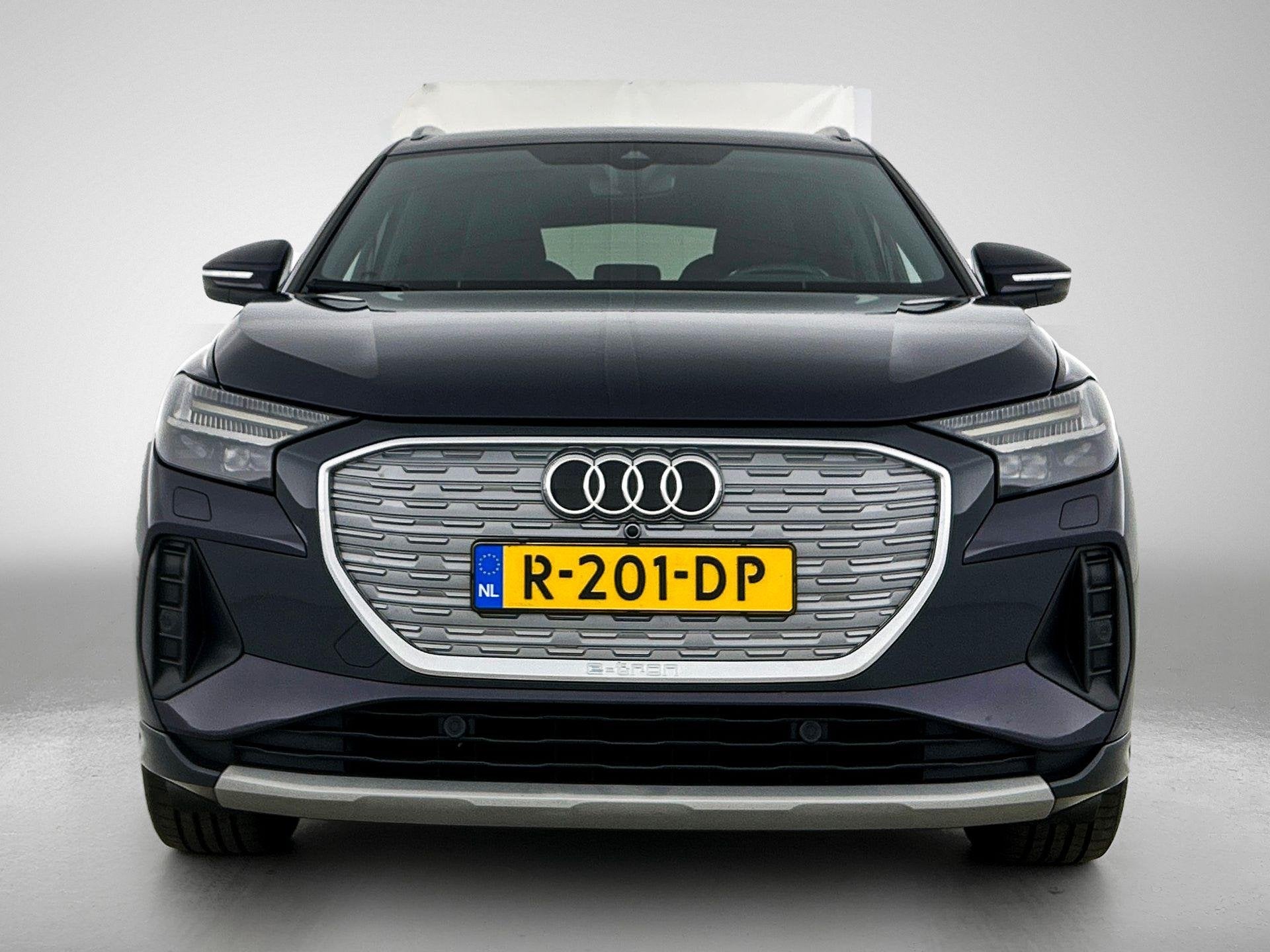 Audi Q4 e-tron 40 Launch edition Advanced 77 kWh 204 PK | Au, Auto's, 12 maanden, Gebruikt, Zwart, Overige kleuren