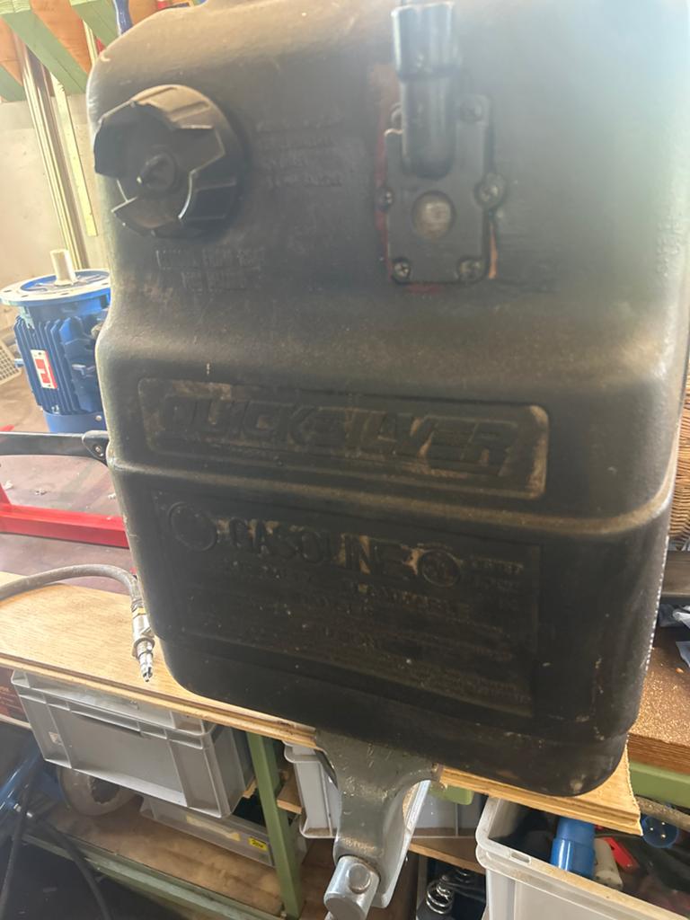 Quicksilver 25 liter brandstoftank, Ophalen, Gebruikt, Motor en Techniek
