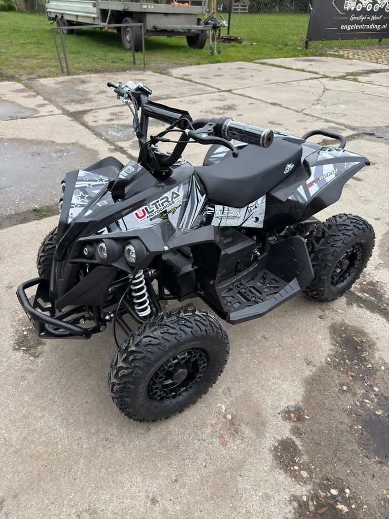 Foto 14 van Stoere Elektrische Kinder Quad & Crosser! Race met vrienden