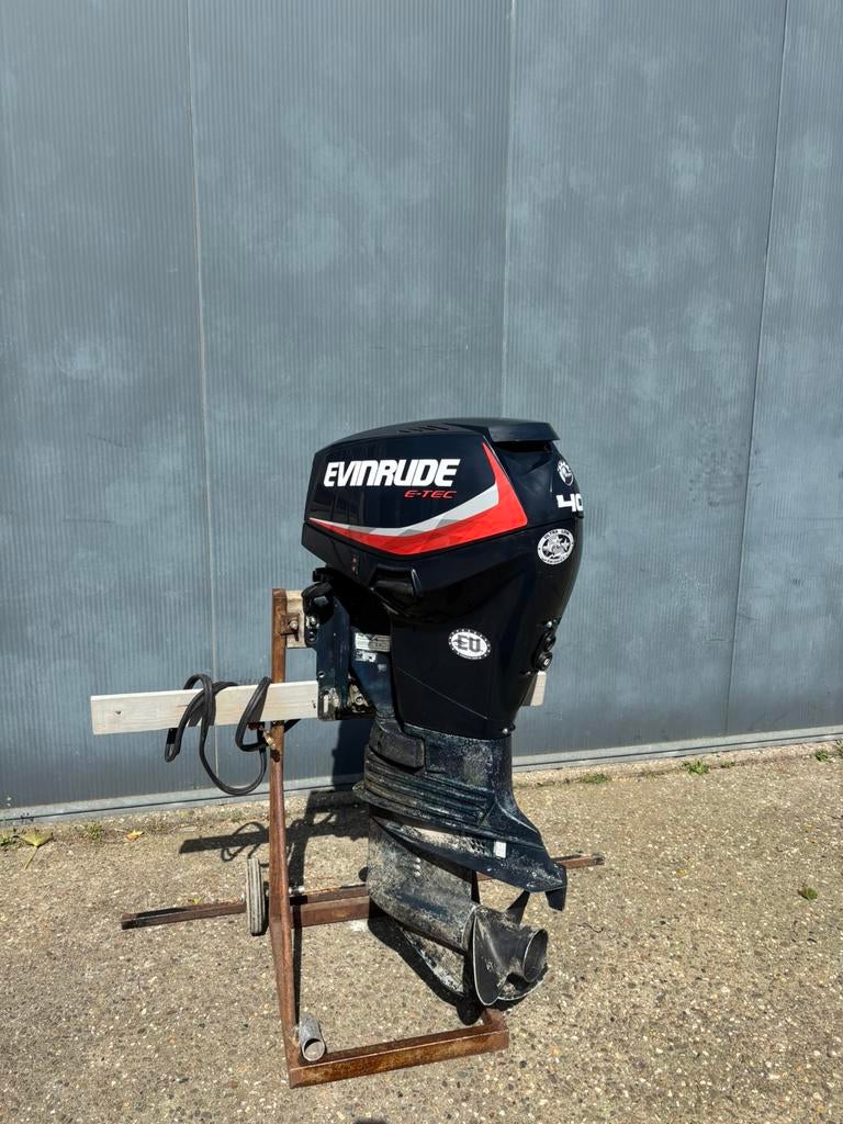 Verschillende buitenboordmotoren, Ophalen, Gebruikt, 5 tot 10 pk, Viertaktmotor