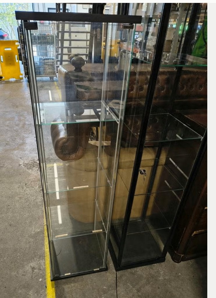 kast - vitrinekast (rechts op de foto nog te koop), Ophalen, Minder dan 50 cm, ., .
