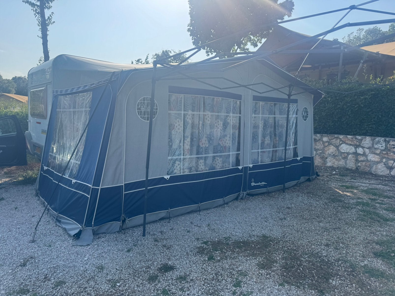 Knaus Sudwind 2003 5 persoons caravan met voortent, Caravans en Kamperen, Caravans, Rondzit, Particulier, 6 tot 7 meter, Knaus