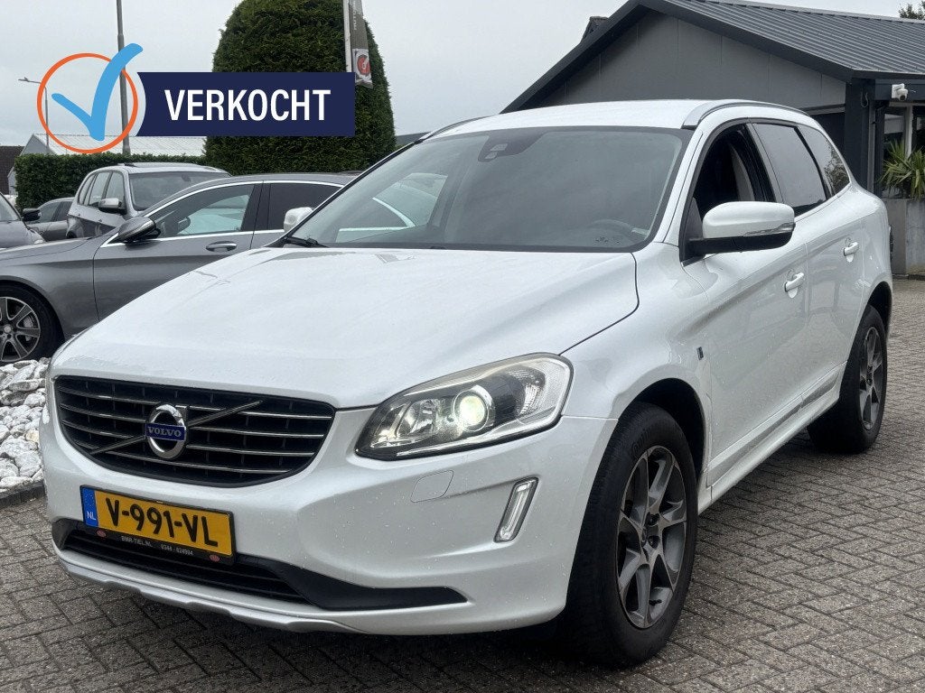Volvo XC60 D5 Automaat Ocean Race Grijs Kenteken Bedrijfsaut, Auto's, Euro 5, Gebruikt, Zwart, Navigatiesysteem