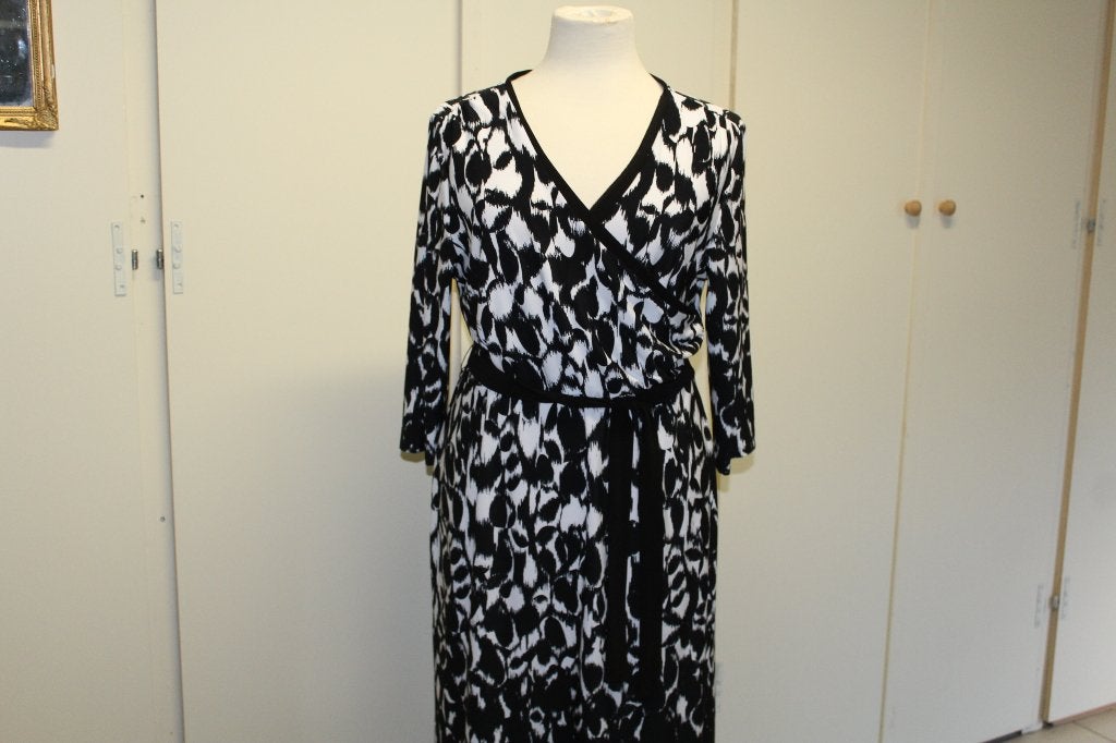 Joseph Ribkoff prachtige zwart/witte chique jurk mt 44, Meerkleurig, ., Maat 42/44 (L), Joseph Ribkoff