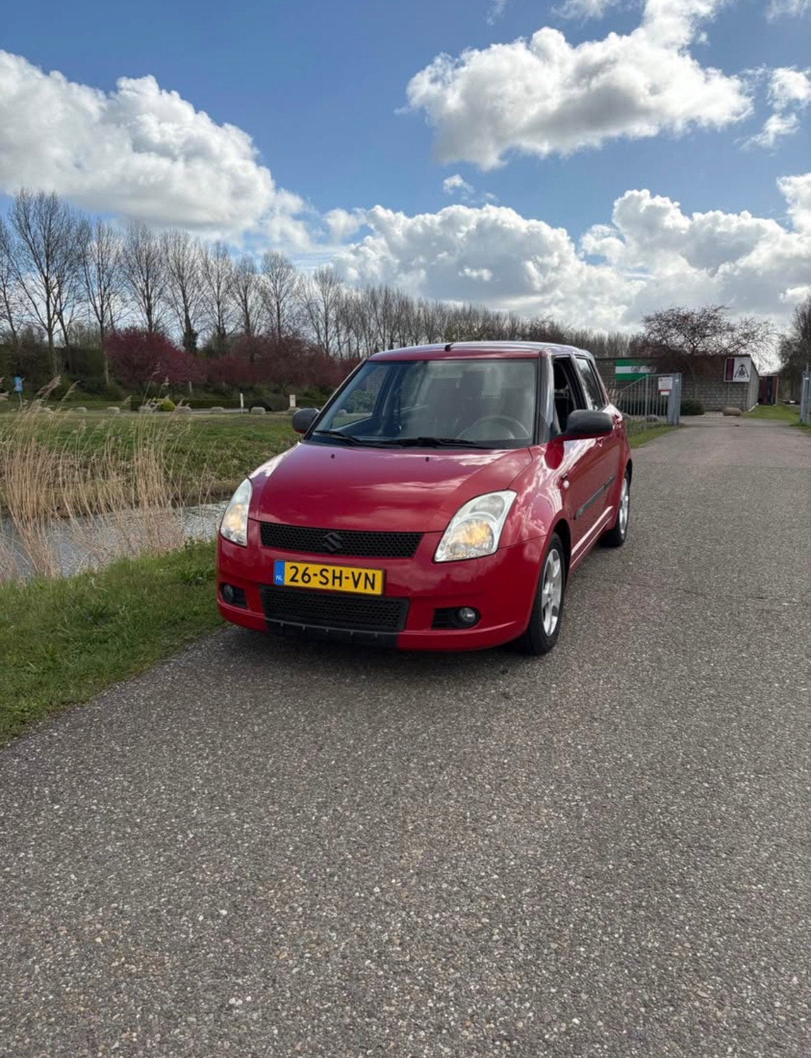Suzuki Swift 1.5 5D 2006 Rood, Voorwielaandrijving, 15 km/l, 40 €/maand, 4 cilinders
