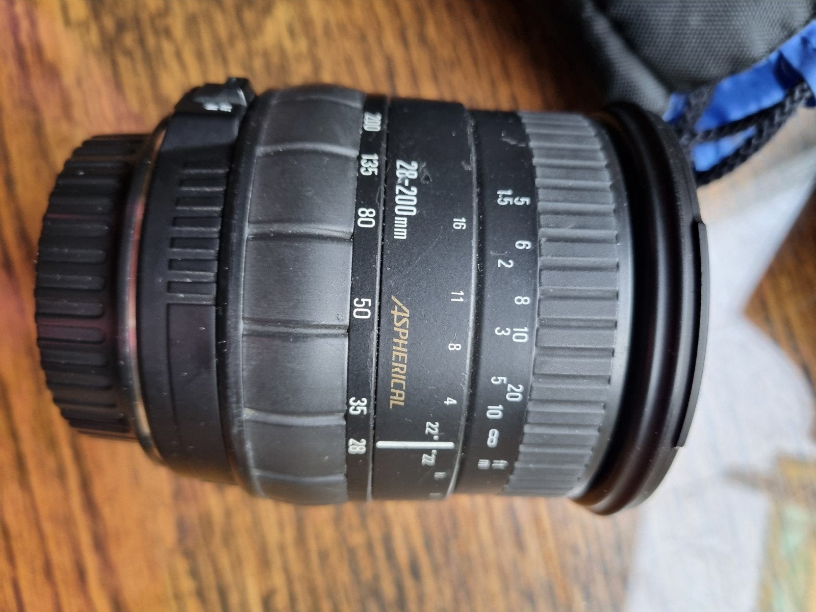 Sigma Zoom 28-200mm f/3.8-5.6 UC lens voor Canon EOS, Ophalen