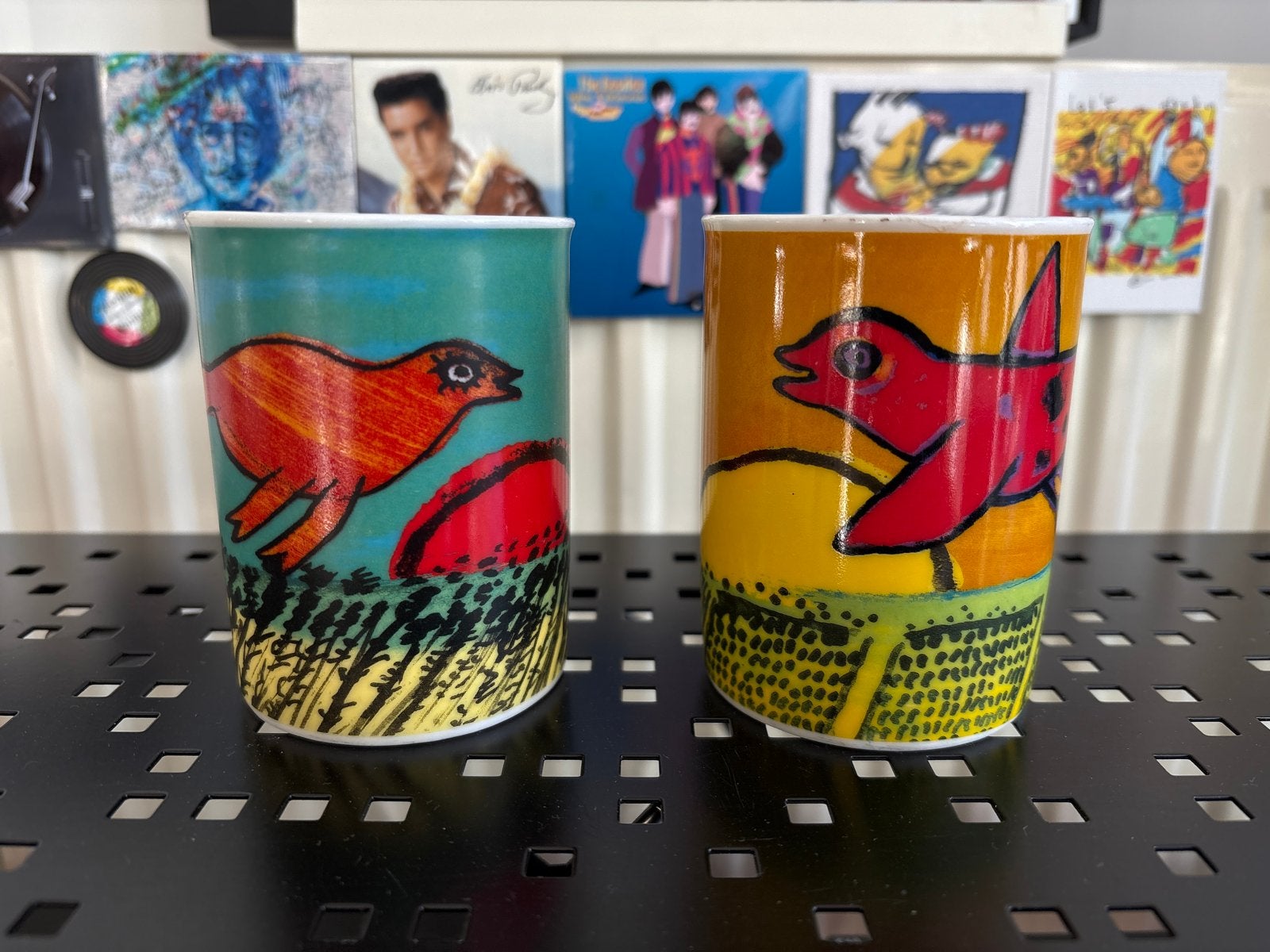 2 Corneille koffiekoppen met vogelmotief, Ophalen of Verzenden