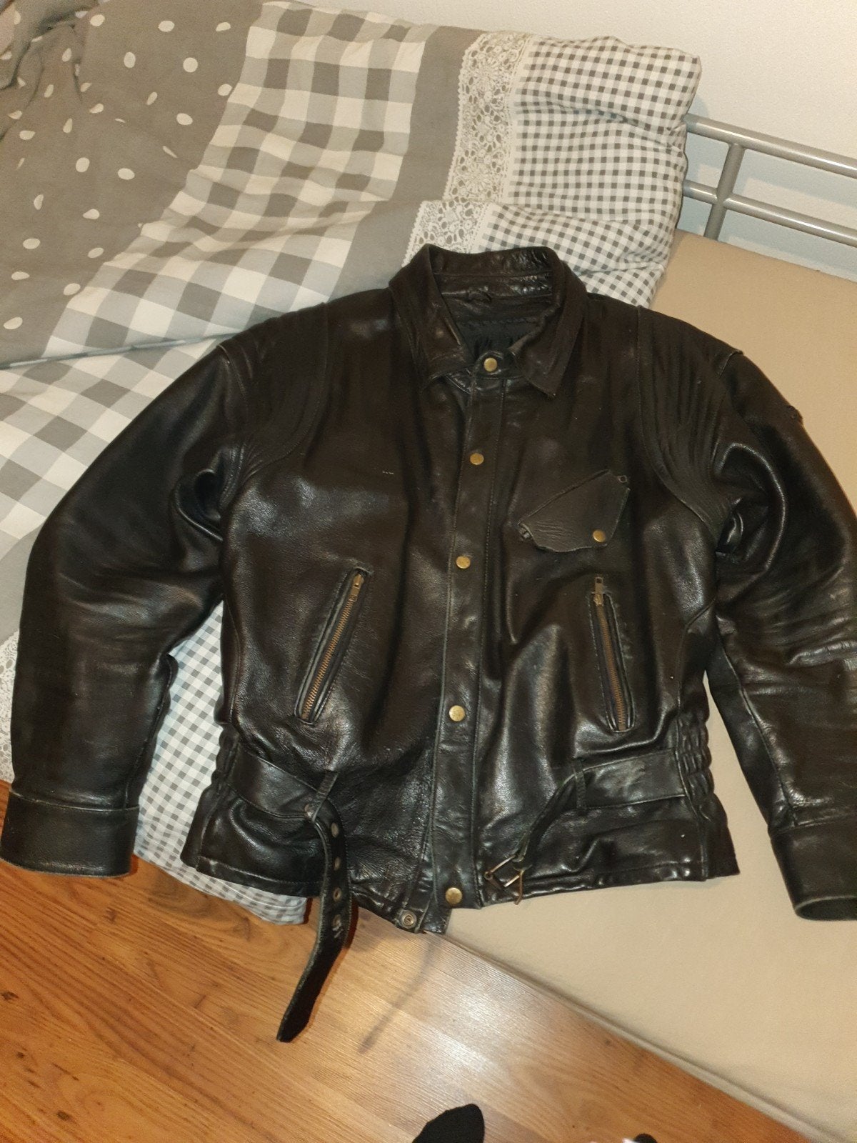 Damen merk motorjas Leer Retro dames XXL mt.48, Motoren, Kleding | Motorkleding, Damen Leathers, Jas | leer, Ophalen of Verzenden