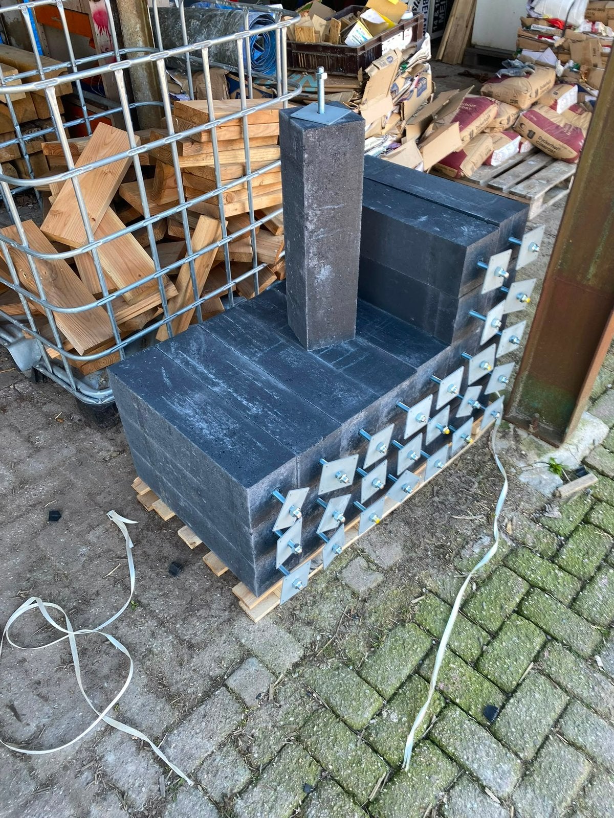 Beton poeren, Ophalen, Zo goed als nieuw, 250 cm of meer, Palen