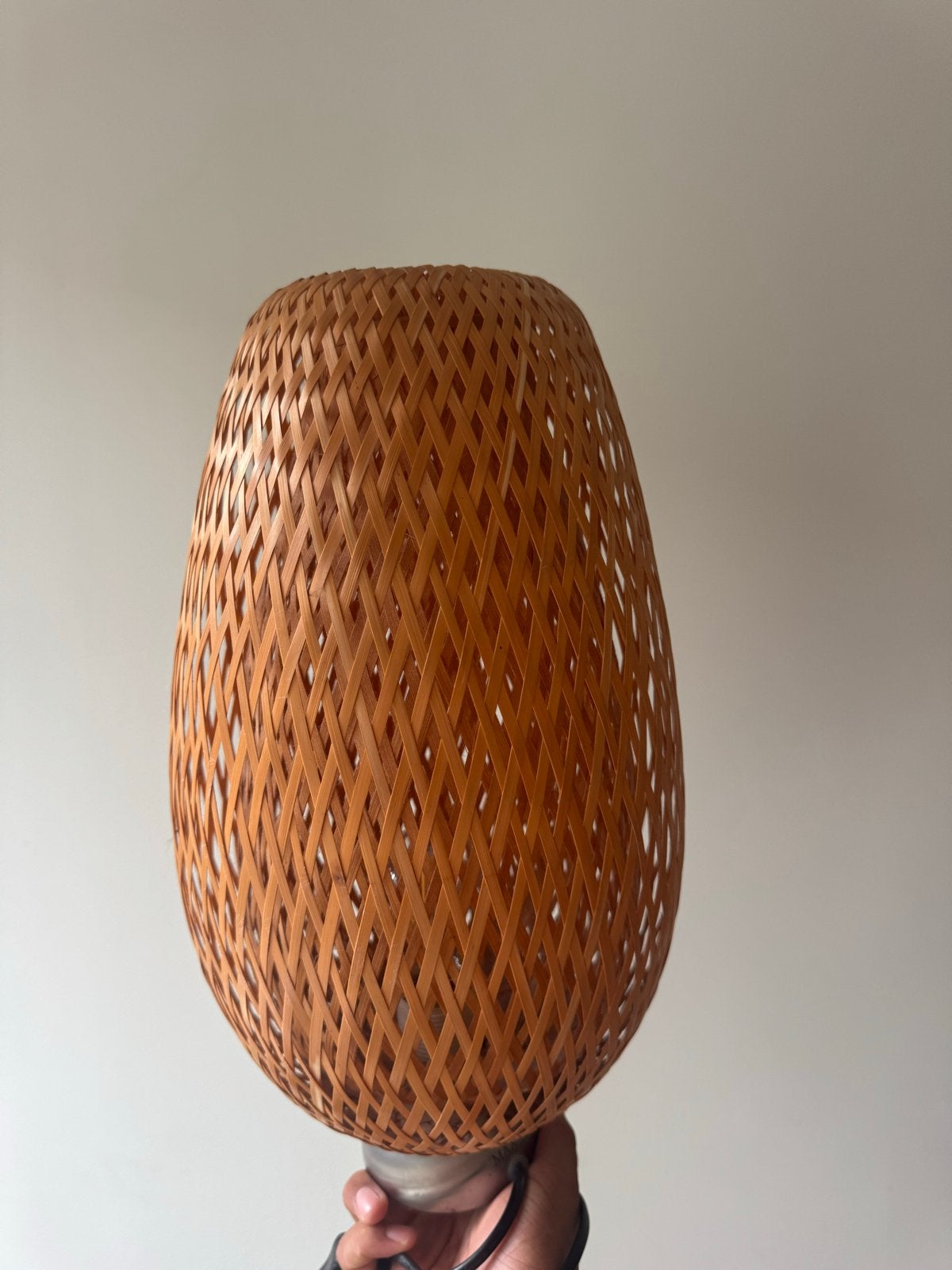 IKEA Rotan Lamp - Sfeervolle Hanglamp/Tafellamp, Bohemian, Natuurlijk materiaal, Zo goed als nieuw, Bruin