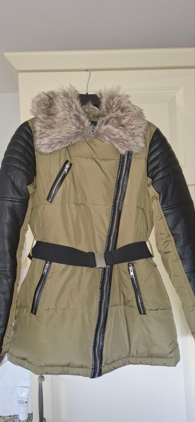 Groene winterjas met bontkraag en leren mouwen, Zo goed als nieuw, Coolcat, Groen, Ophalen
