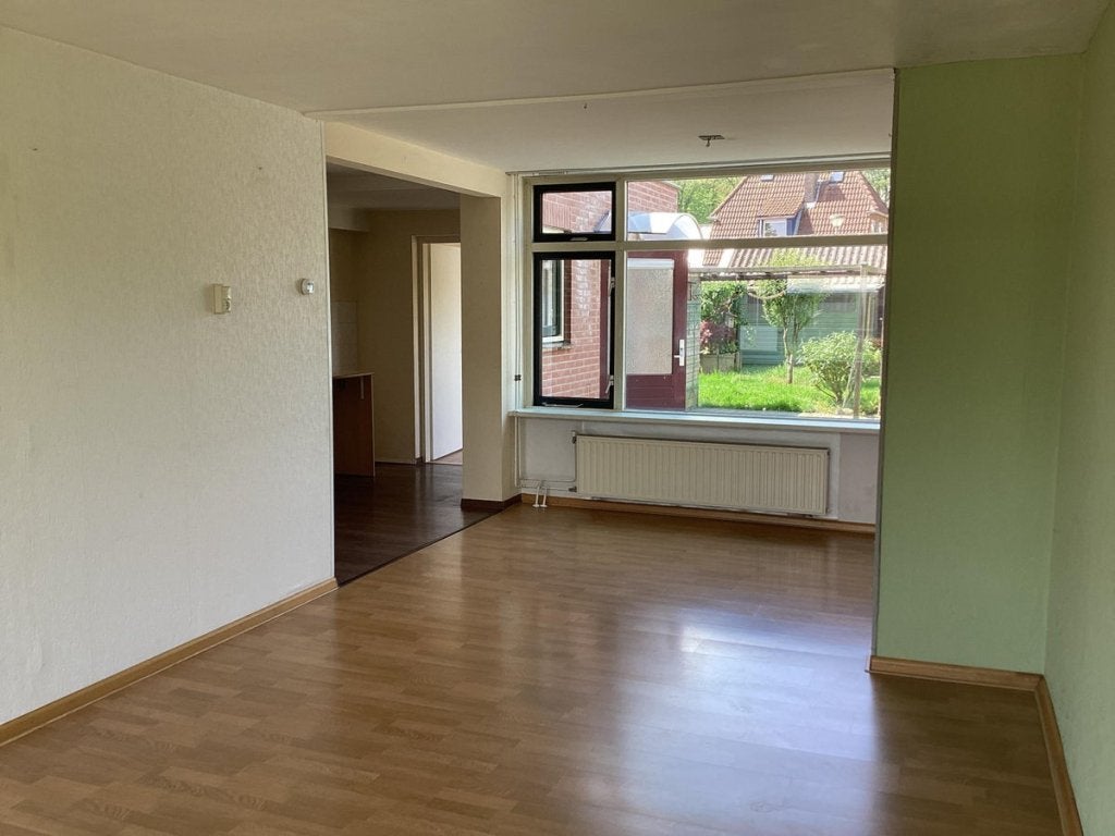 NIEUW! Woonruimte te huur Esdoornlaan, Huizen en Kamers