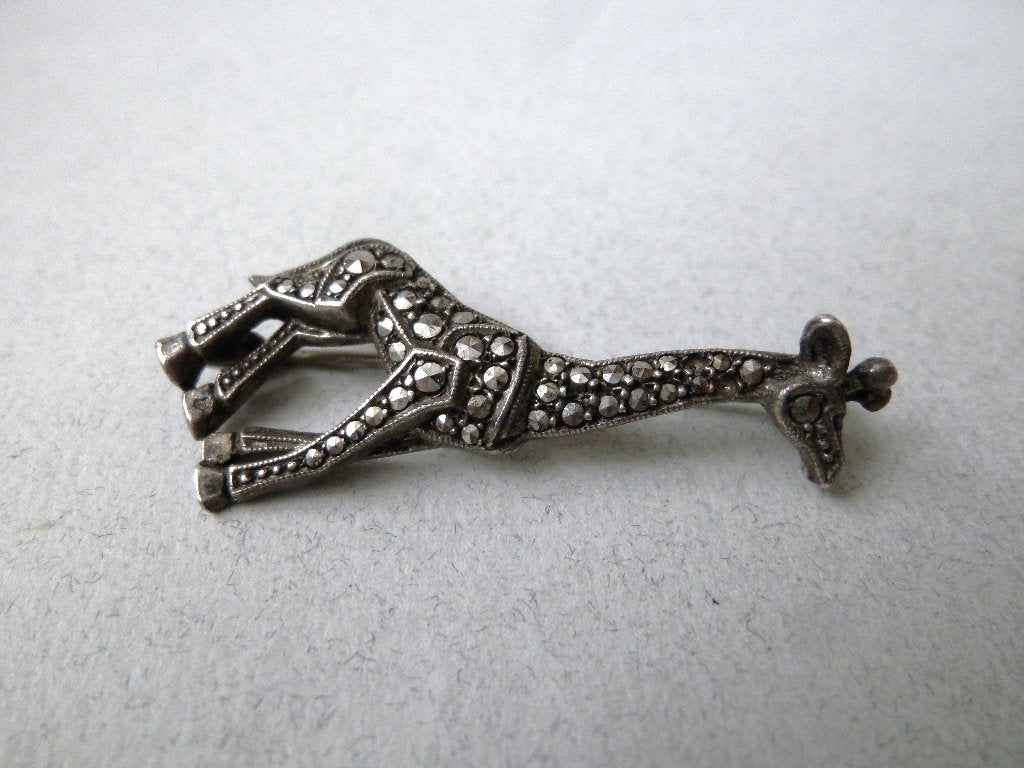 Oude Broche zilver met markasiet Giraf Afrika, Sieraden, Tassen en Uiterlijk, Antieke sieraden, Verzenden, Zilver, Broche