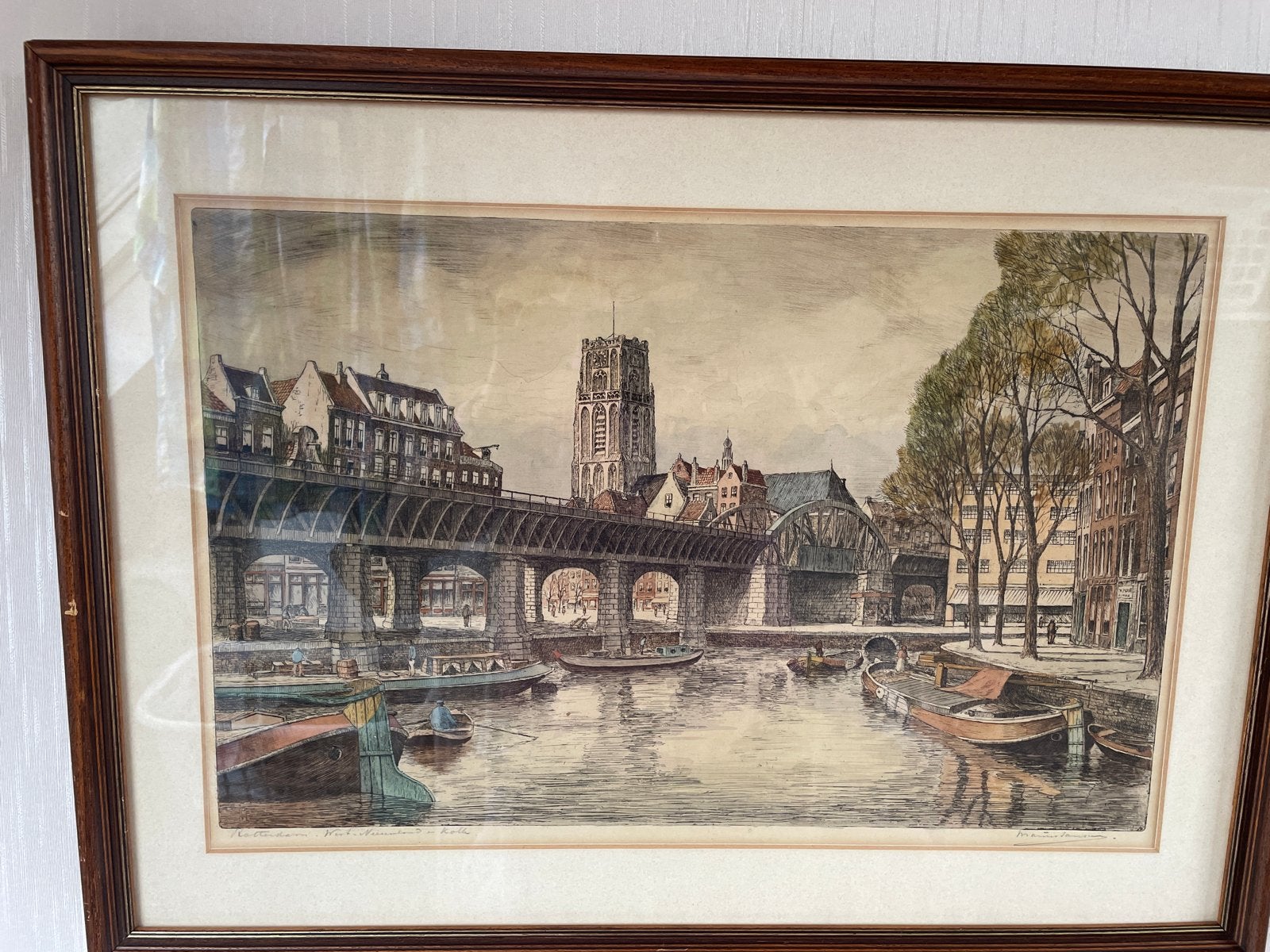 Ingelijste ets van een stadsgezicht, 62x46 cm, Ingelijst, Ets, Stadsgezicht, Ophalen of Verzenden