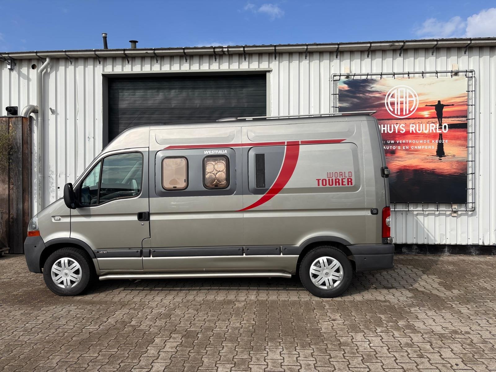 Foto 2 van Pössl MASTER T 35 L2/H2 2,5 DCI Q 5pers! EURO4 AUTOMAAT VAN
