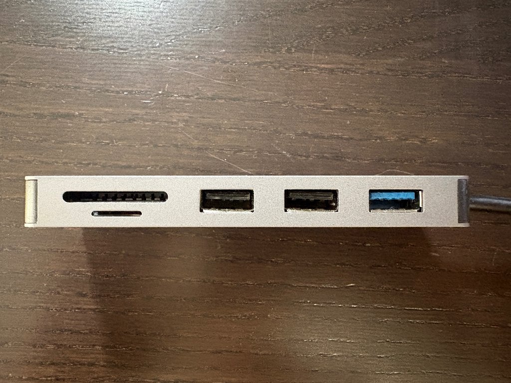 usb-c hub -> kaartlezer, HDMI, usb-c, usb-a & hdmi, Computers en Software, Ophalen of Verzenden, Gebruikt, USB-hub, Laptop