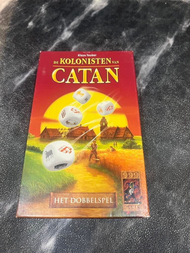 999 games Kolonisten van Catan dobbelspel, Ophalen of Verzenden, Zo goed als nieuw