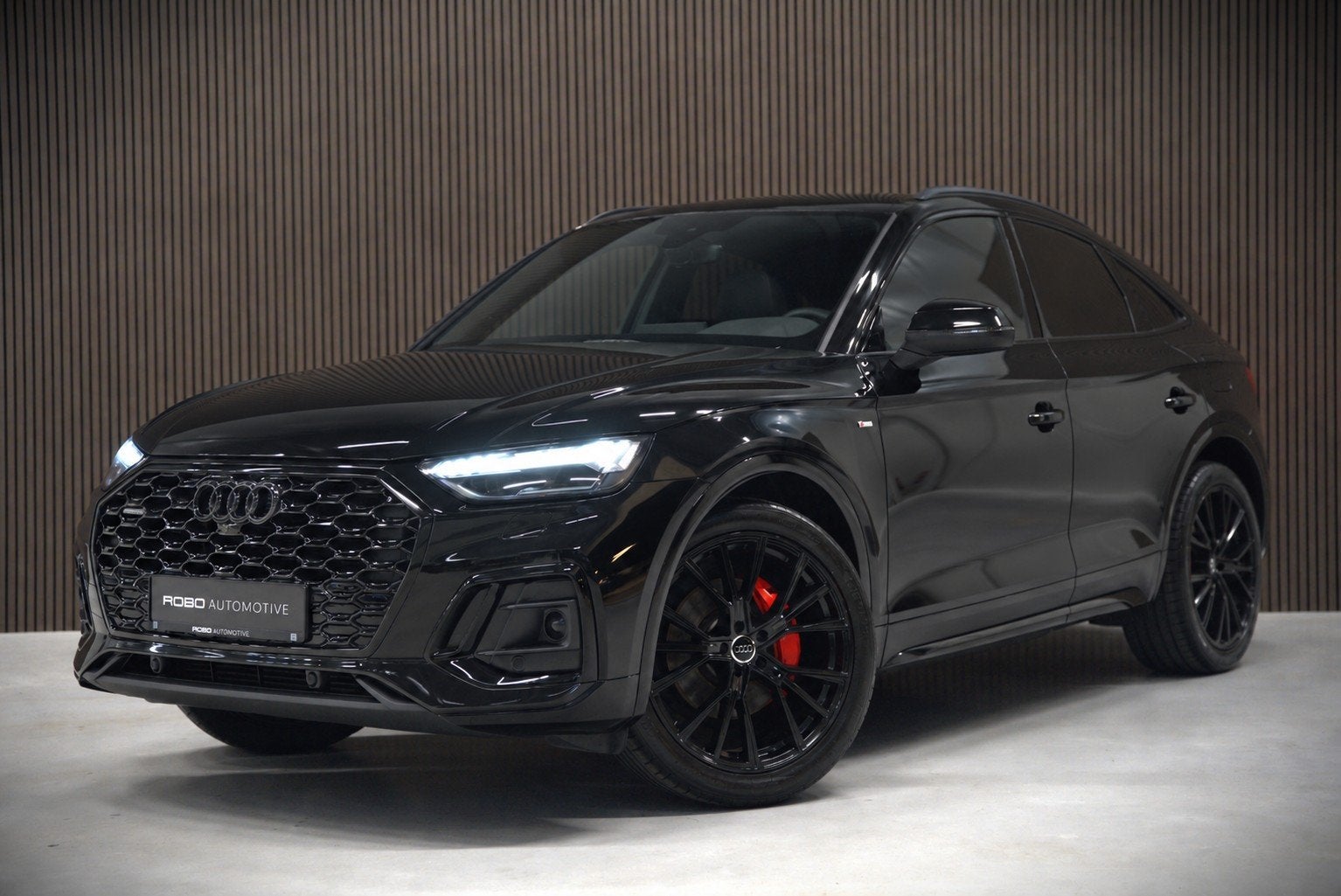 Audi Q5 Sportback 50 TFSI e S edition S-Line | Luchtvering |, Auto's, Automaat, Gebruikt, 4 cilinders, Zwart
