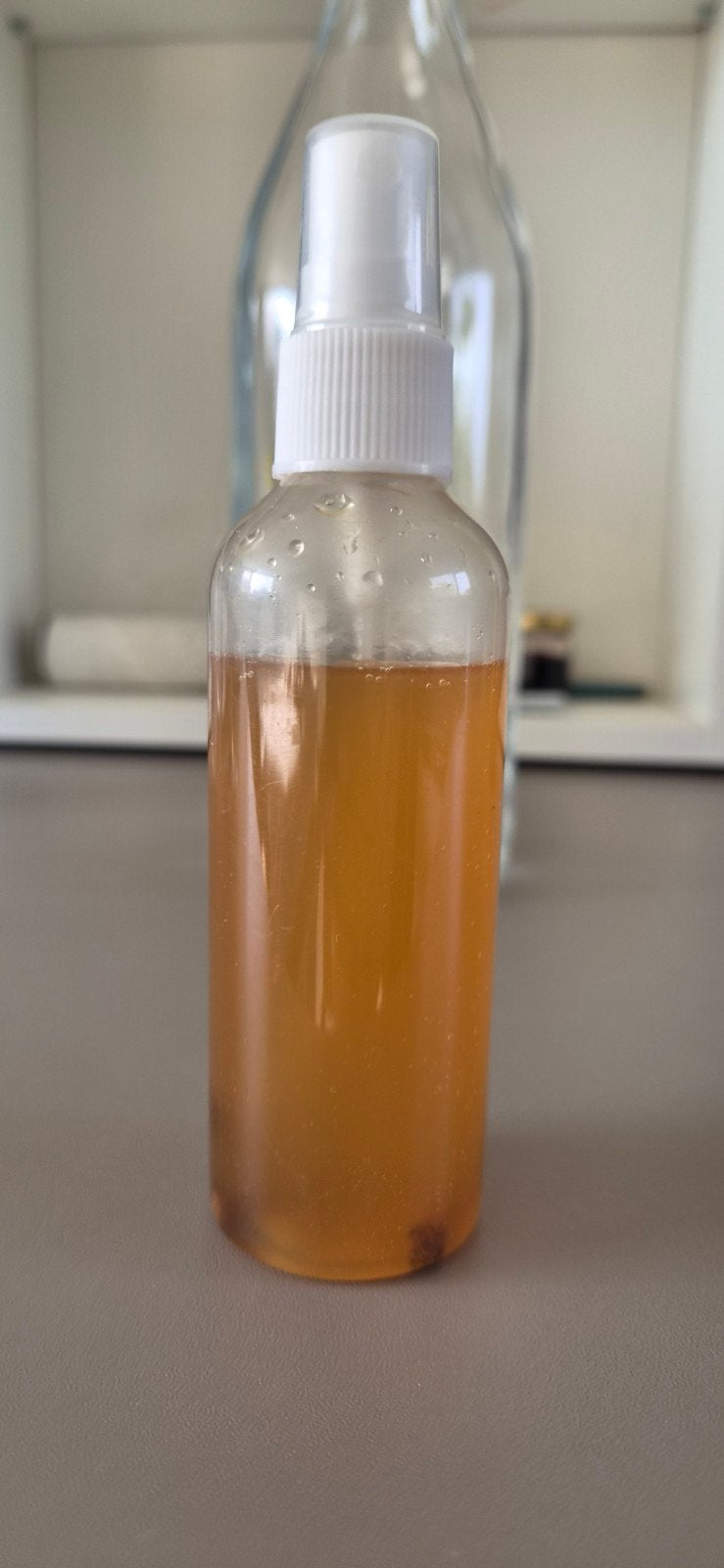 100% Natuurlijke Spray tegen Gezichtspuisjes, Ophalen of Verzenden, Nieuw, Gehele gezicht