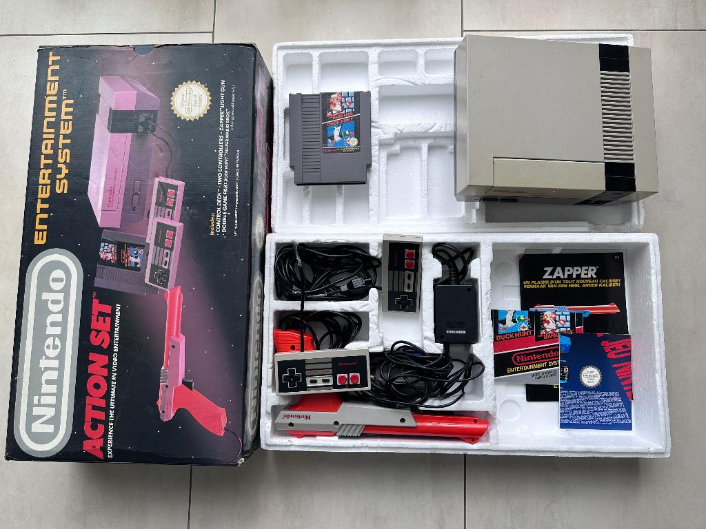 Nintendo Entertainment System Action Set met spellen, Spelcomputers en Games, Spelcomputers | Nintendo NES, Ophalen of Verzenden