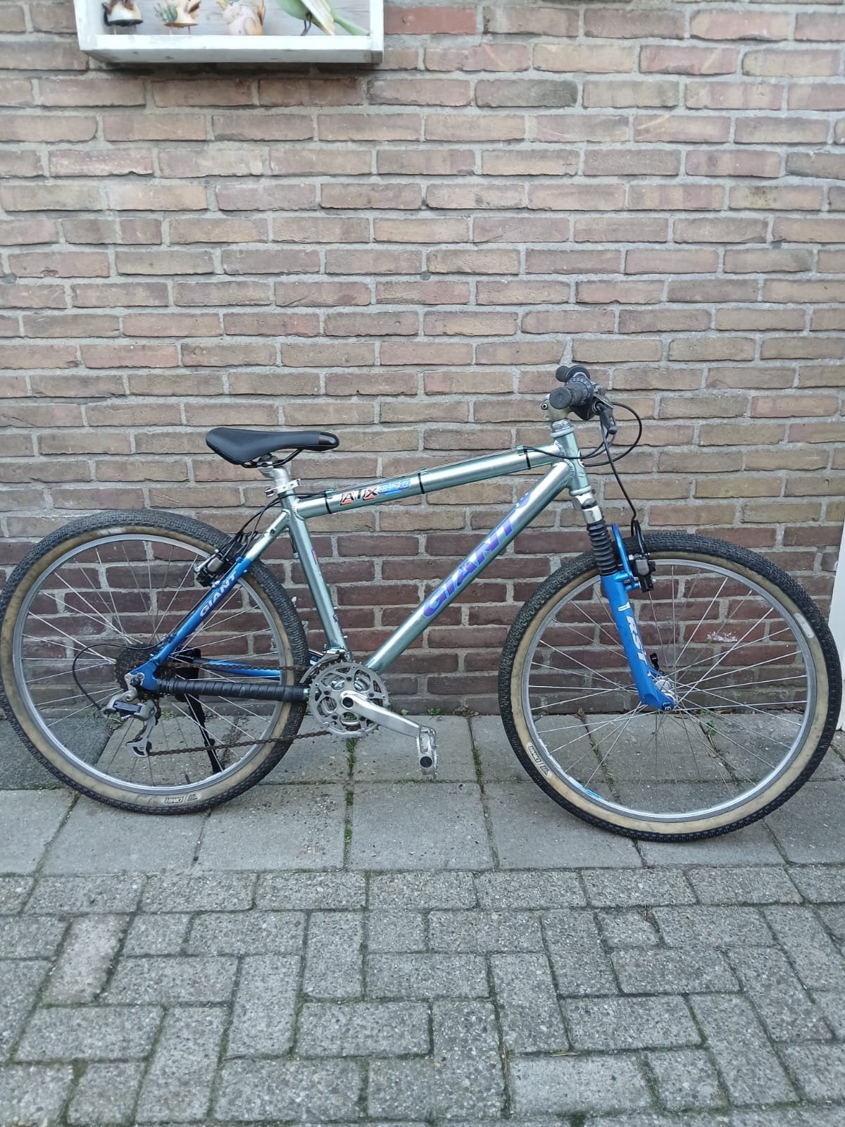 26" Giant Mountainbike in Nette Staat, Fietsen en Brommers, Fietsen | Jongens, Gebruikt, 26 inch of meer, Versnellingen, Velgrem