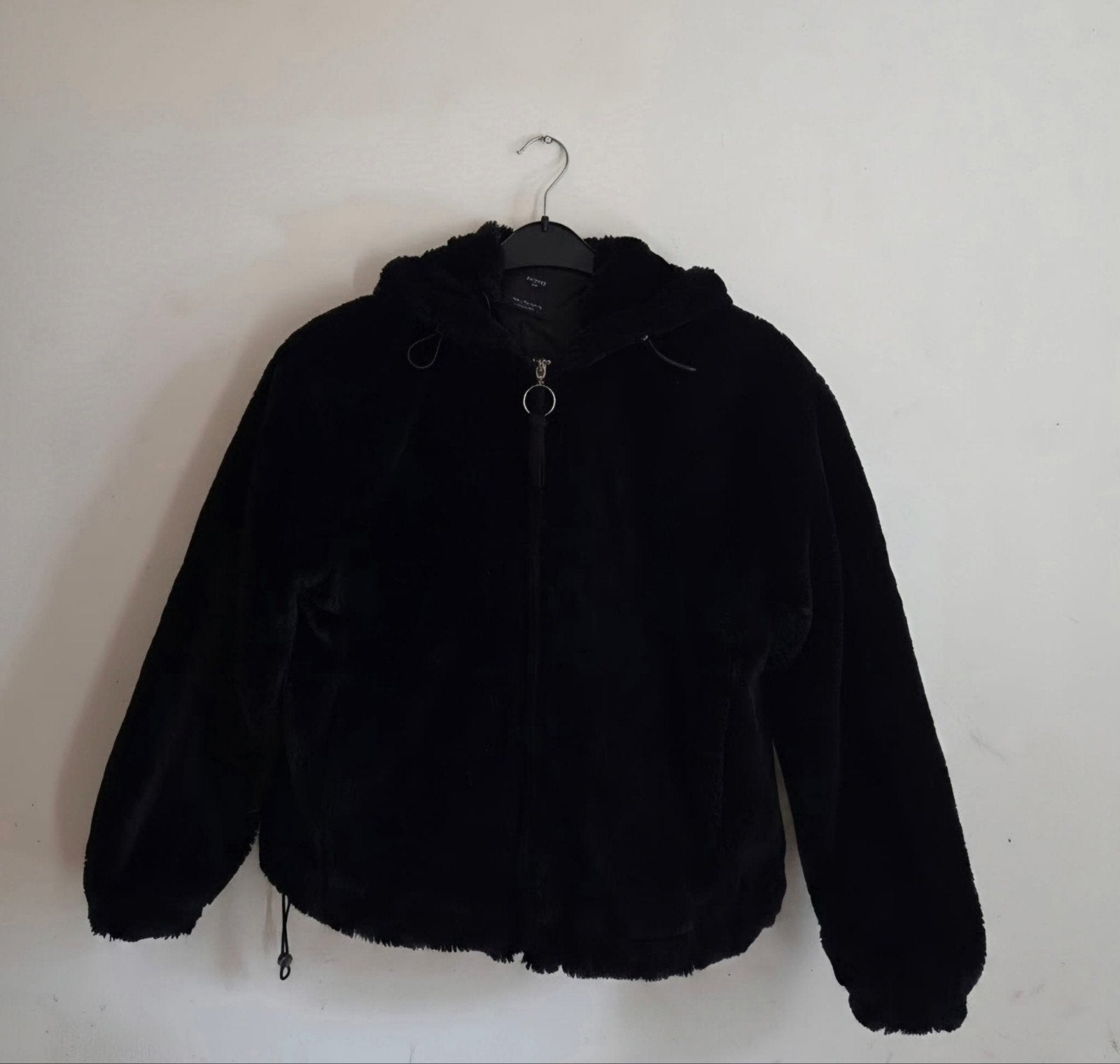 Bershka dames winterjas maat s, Kleding | Dames, Jassen | Winter, Ophalen, Zo goed als nieuw, Zwart