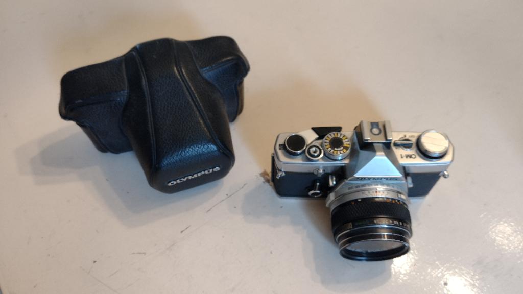 Olympus IM-1 systeem camera., Ophalen, Zo goed als nieuw, Spiegelreflex, Olympus