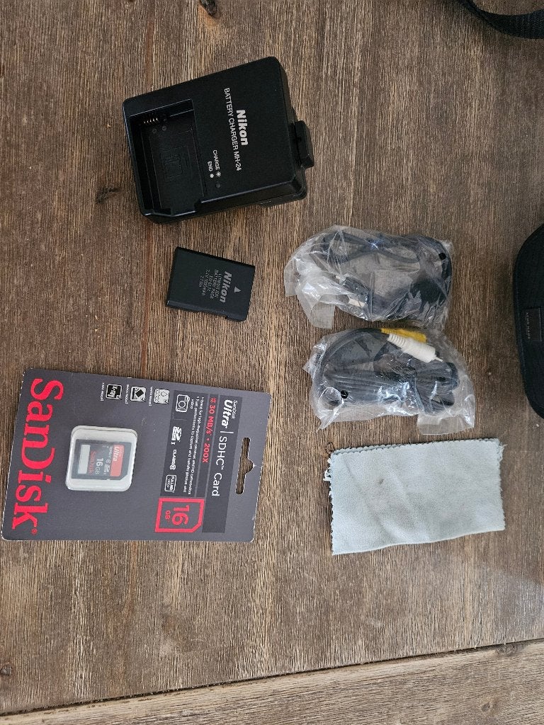 Complete Nikon D3200 Set – Slechts 4.052, Ophalen, Spiegelreflex, Geheugenkaart, Zo goed als nieuw