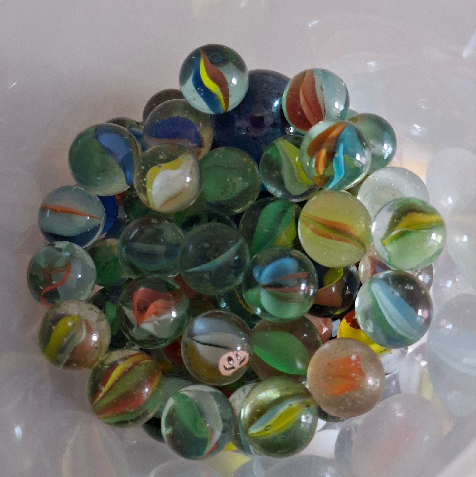 Knikkers. Klein, middel en groot formaat. Circa 100 stuks., Ophalen of Verzenden, Jongen of Meisje