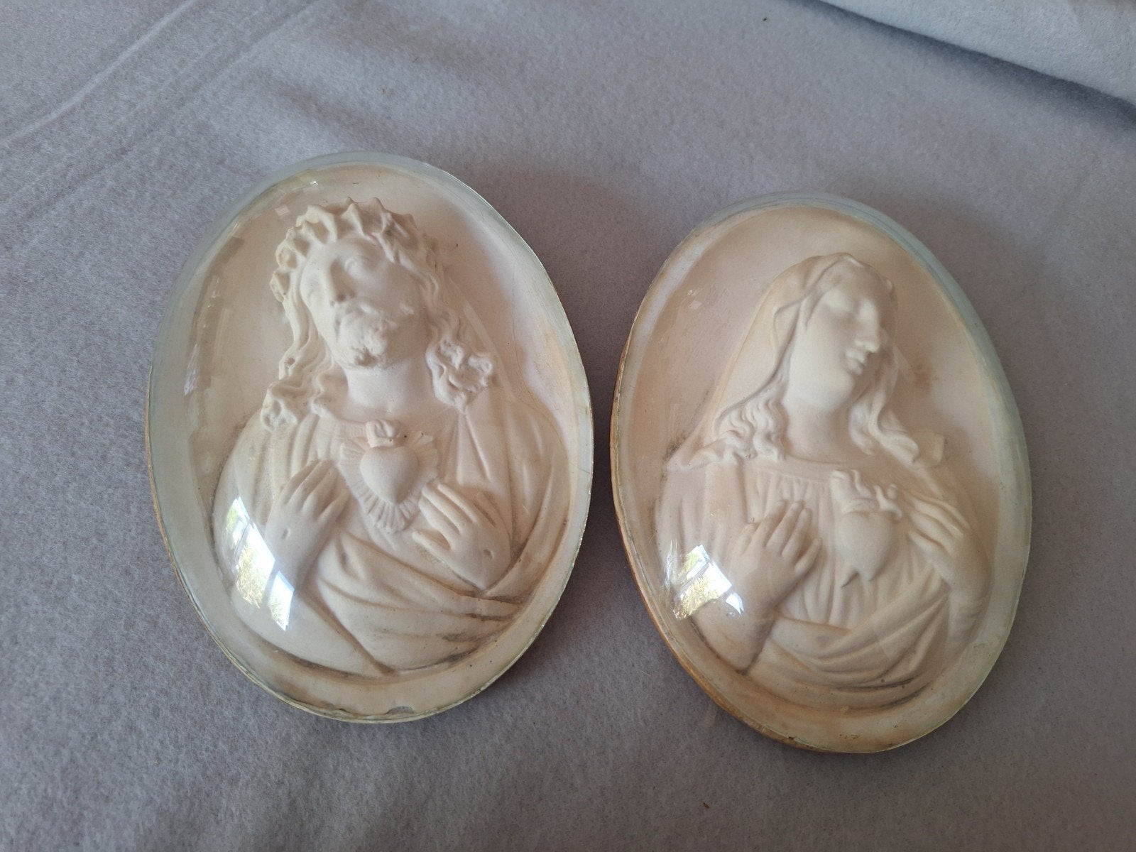 2 stuks wandhangers religieus, Antiek en Kunst, Antiek | Religie, Ophalen of Verzenden
