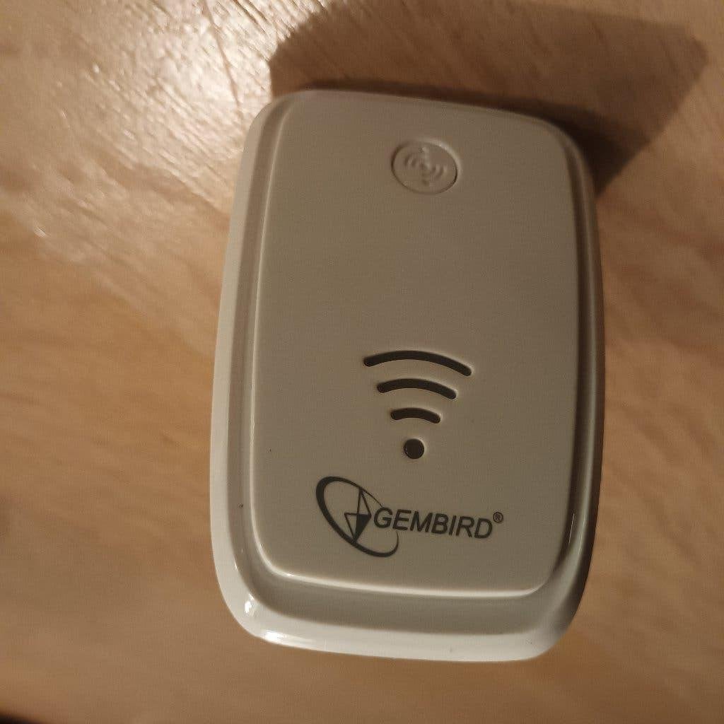 Wifi repeater met ethernetpoort, Computers en Software, Ophalen of Verzenden