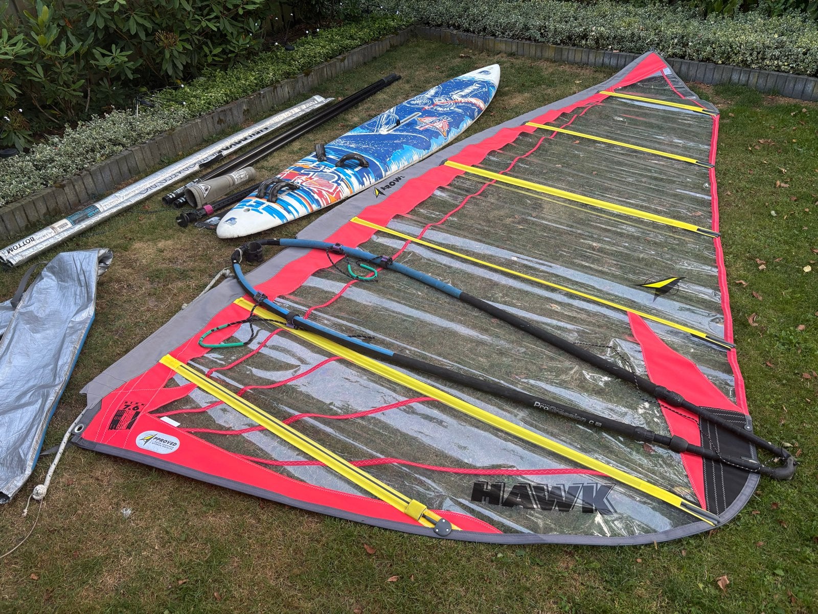 Complete Surfset: F2 Orbit Board, 2 Zeilen, Carbon Mast, Gie, Ophalen, 250 tot 300 cm, Gebruikt, 6.5 m² tot 8 m²