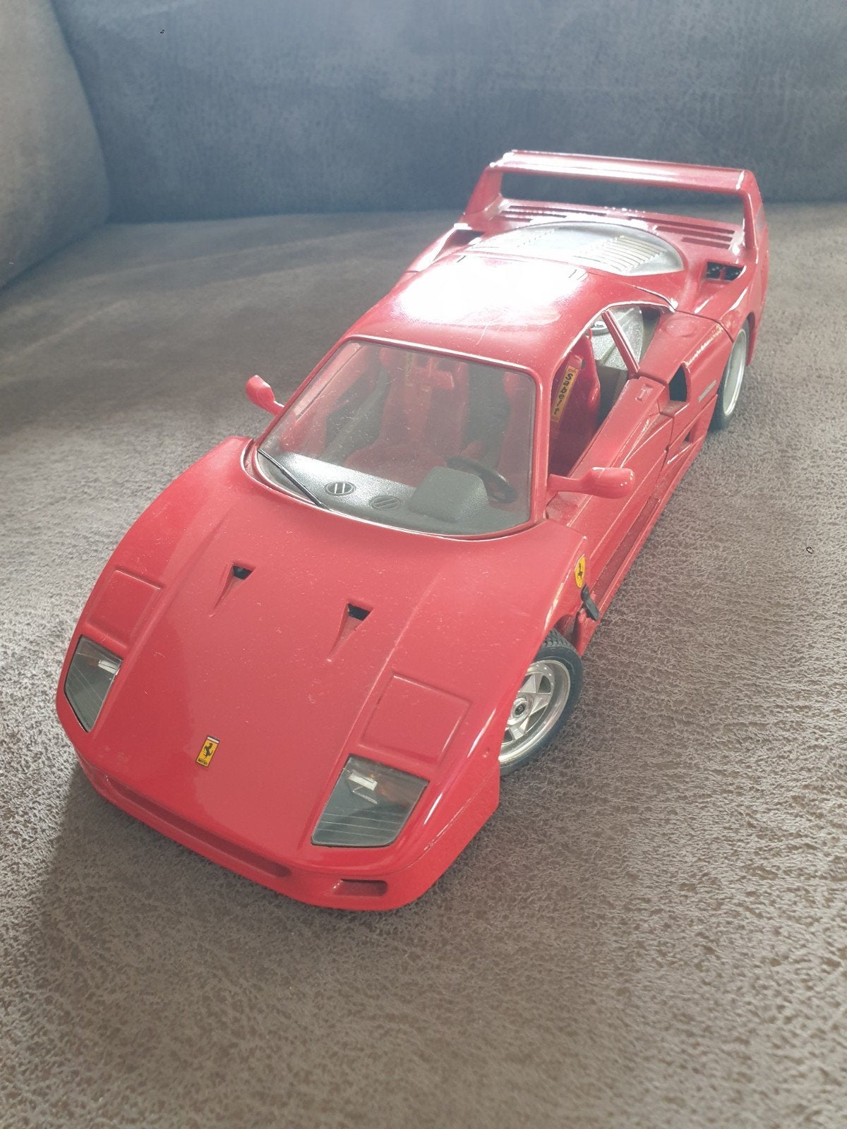 Burago Ferrari F40 1987 1/18 Modelauto, Hobby en Vrije tijd, Modelauto's | 1:18, Ophalen of Verzenden, Gebruikt, Auto, Bburago
