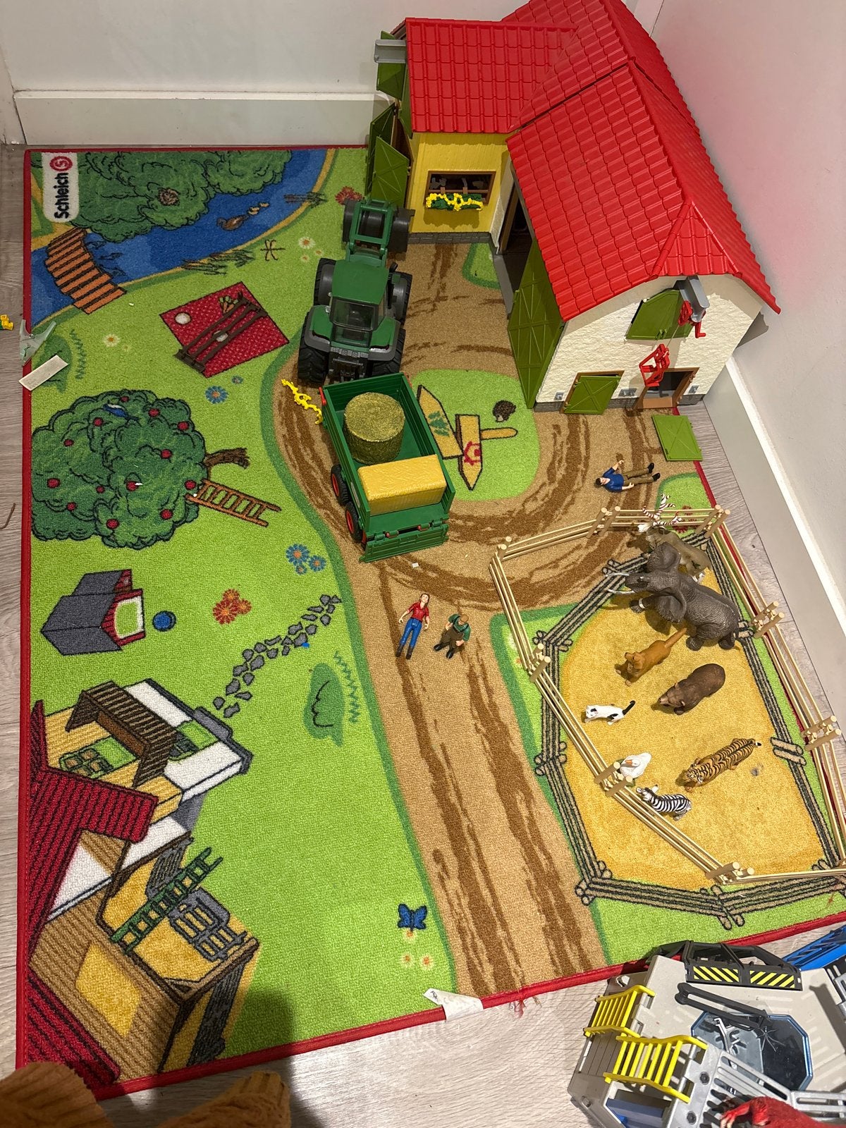 Schleich boerderij set met dieren, tractor en vloerkleed, Ophalen, Gebruikt, Jongen of Meisje