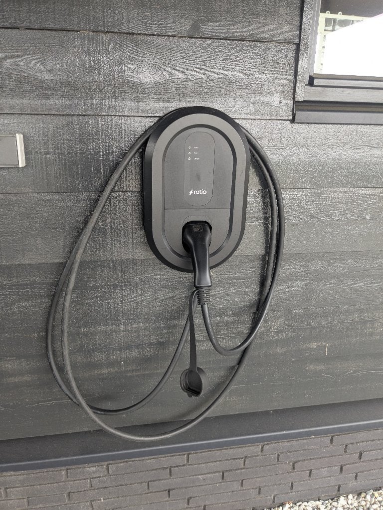 Ratio solar lader te koop - elektrisch laden op de zon, Ophalen, Zo goed als nieuw, Laadpaal en Laadkabel